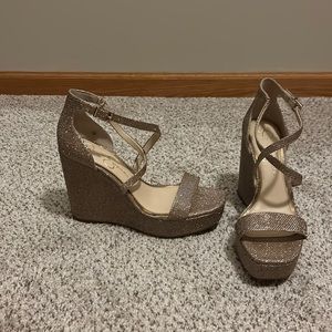 EUC Jessica Simpson Platform Wedges